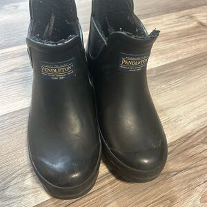 Pendleton Black Waterproof Boots